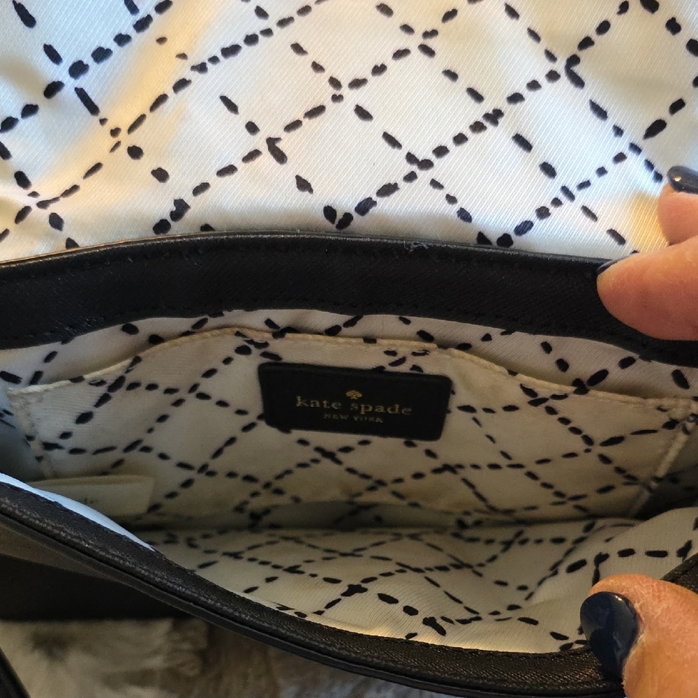 kate spade Newbury Lane Black Crossbody Wallet with Gold Accent Hardware - Picture 4 of 7